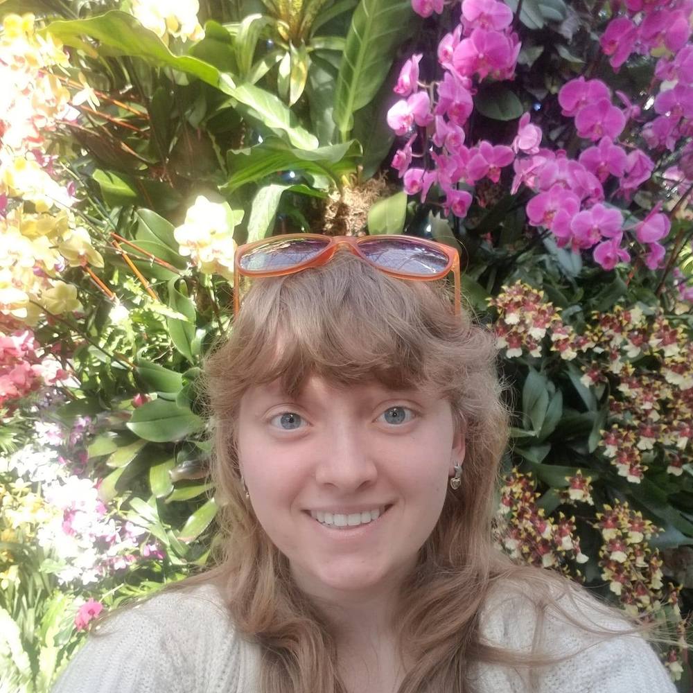 Meet your Posher, Alexi